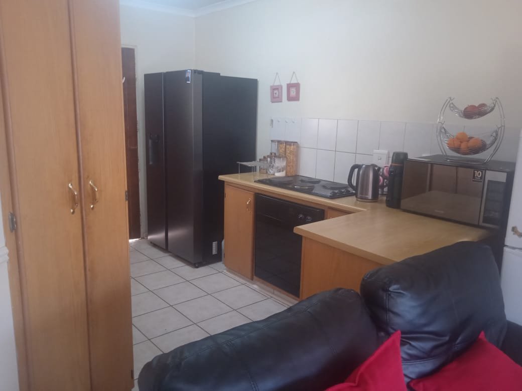 2 Bedroom Property for Sale in Heuwelsig Free State